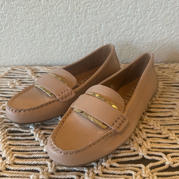 Calvin Klein Sand Leonie Slip On Driver Moc Loafers - Picture 6 of 14